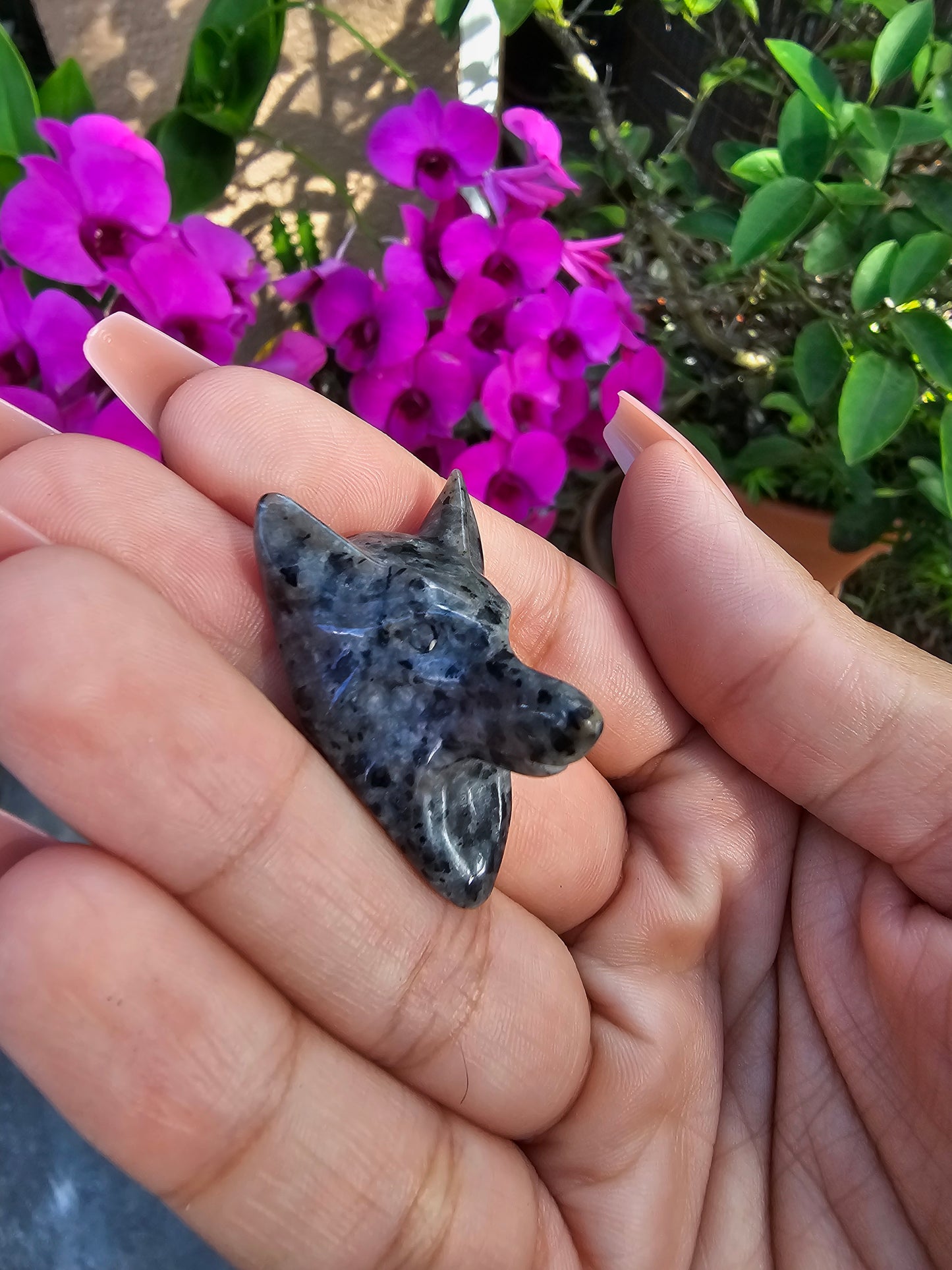 Mini Yooperlite Wolf Head Carving