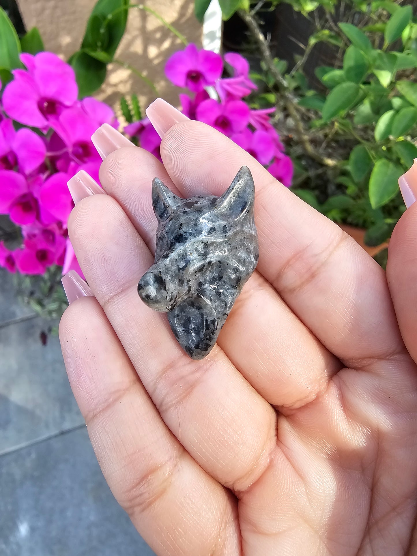 Mini Yooperlite Wolf Head Carving