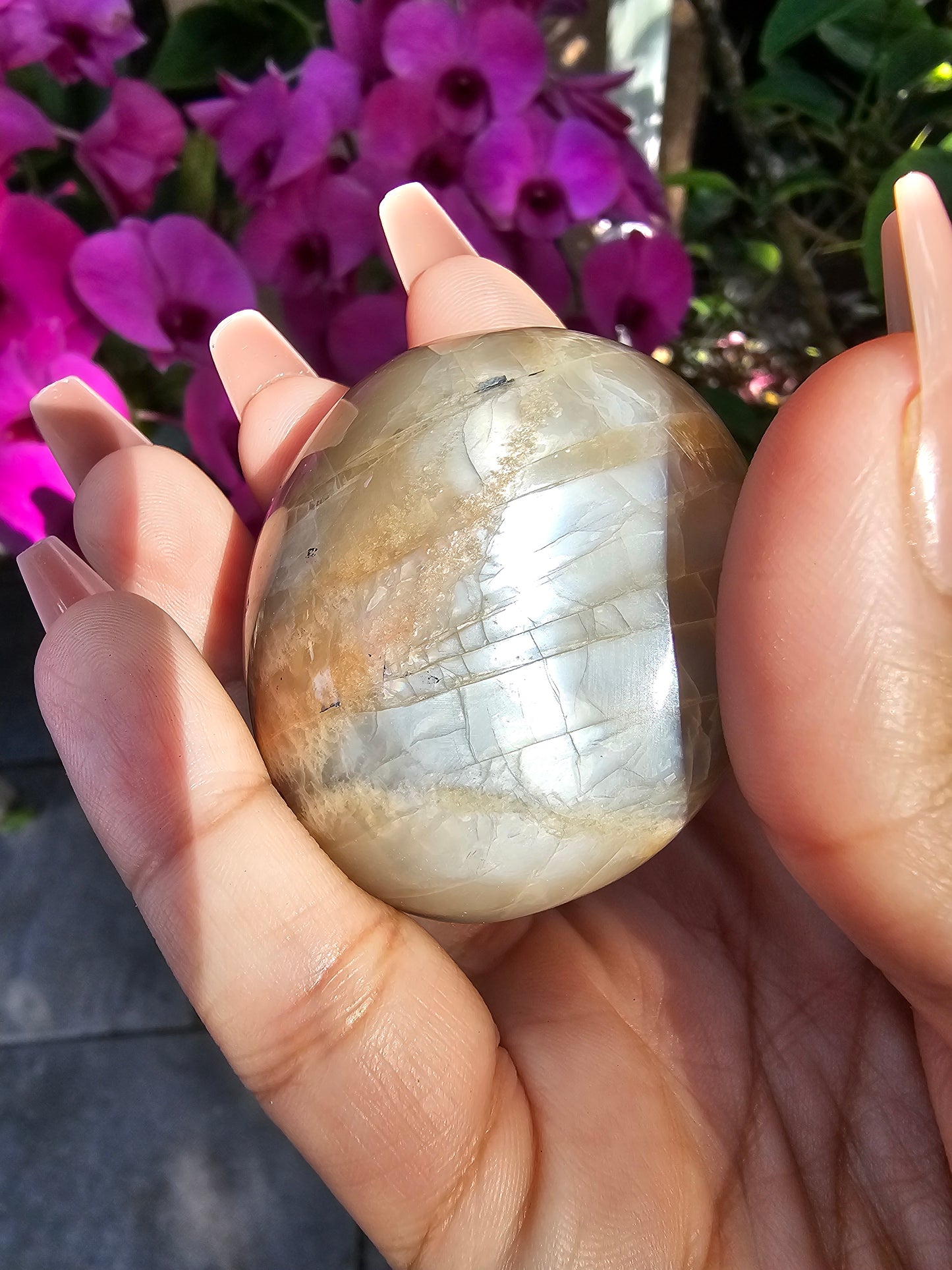 Flashy Peach Moonstone Palmstone