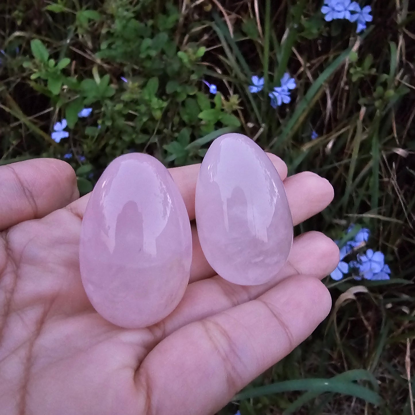 Rose quartz egg